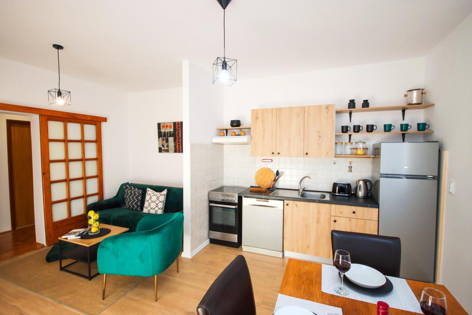 Mira Apartment *