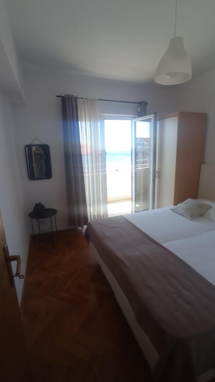 Apartment Mira